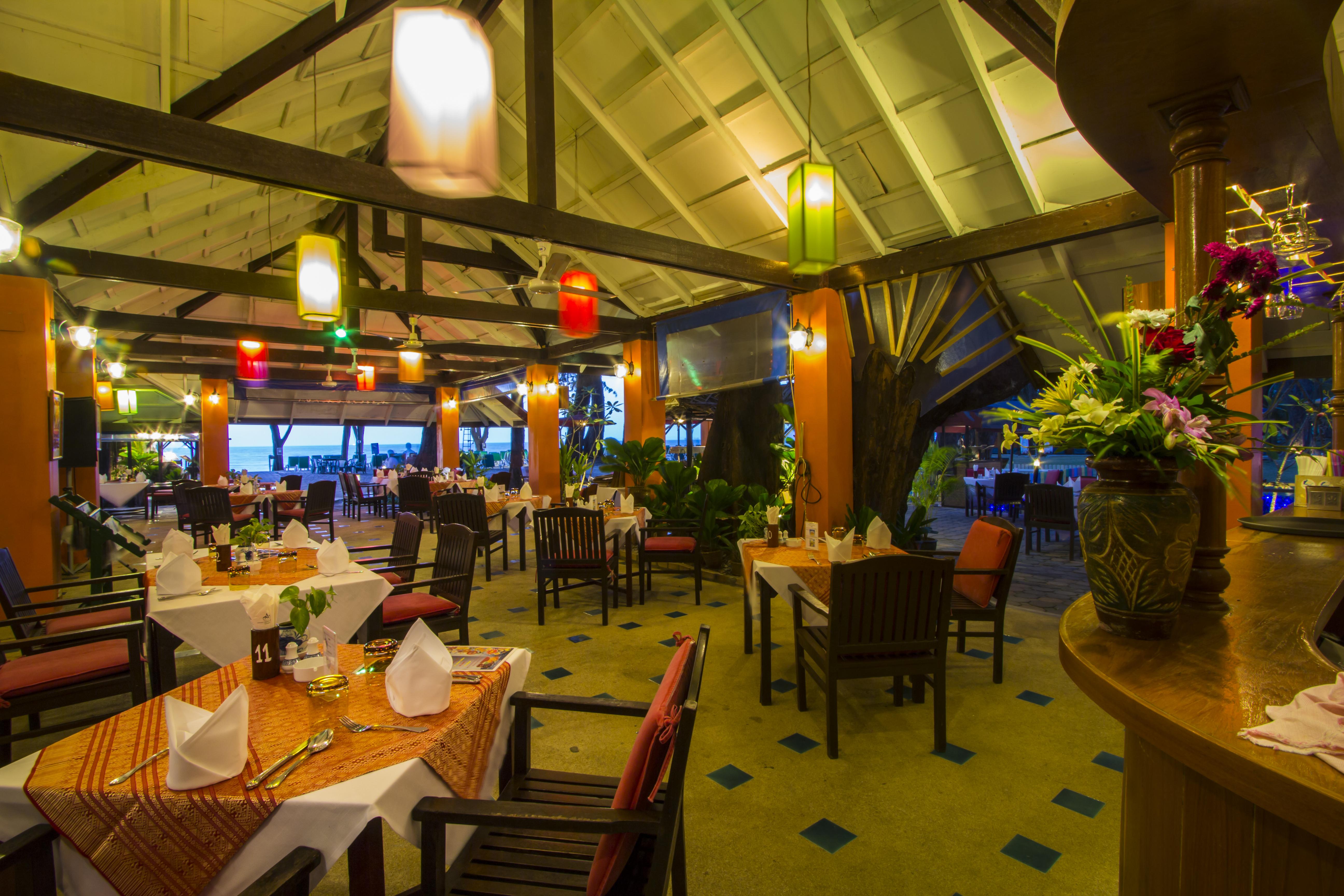 Amora Beach Resort Phuket Bangtau-part Kültér fotó