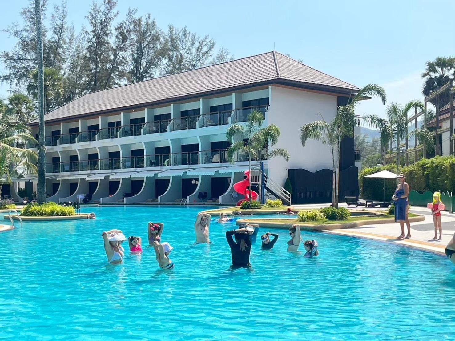 Amora Beach Resort Phuket Bangtau-part Kültér fotó