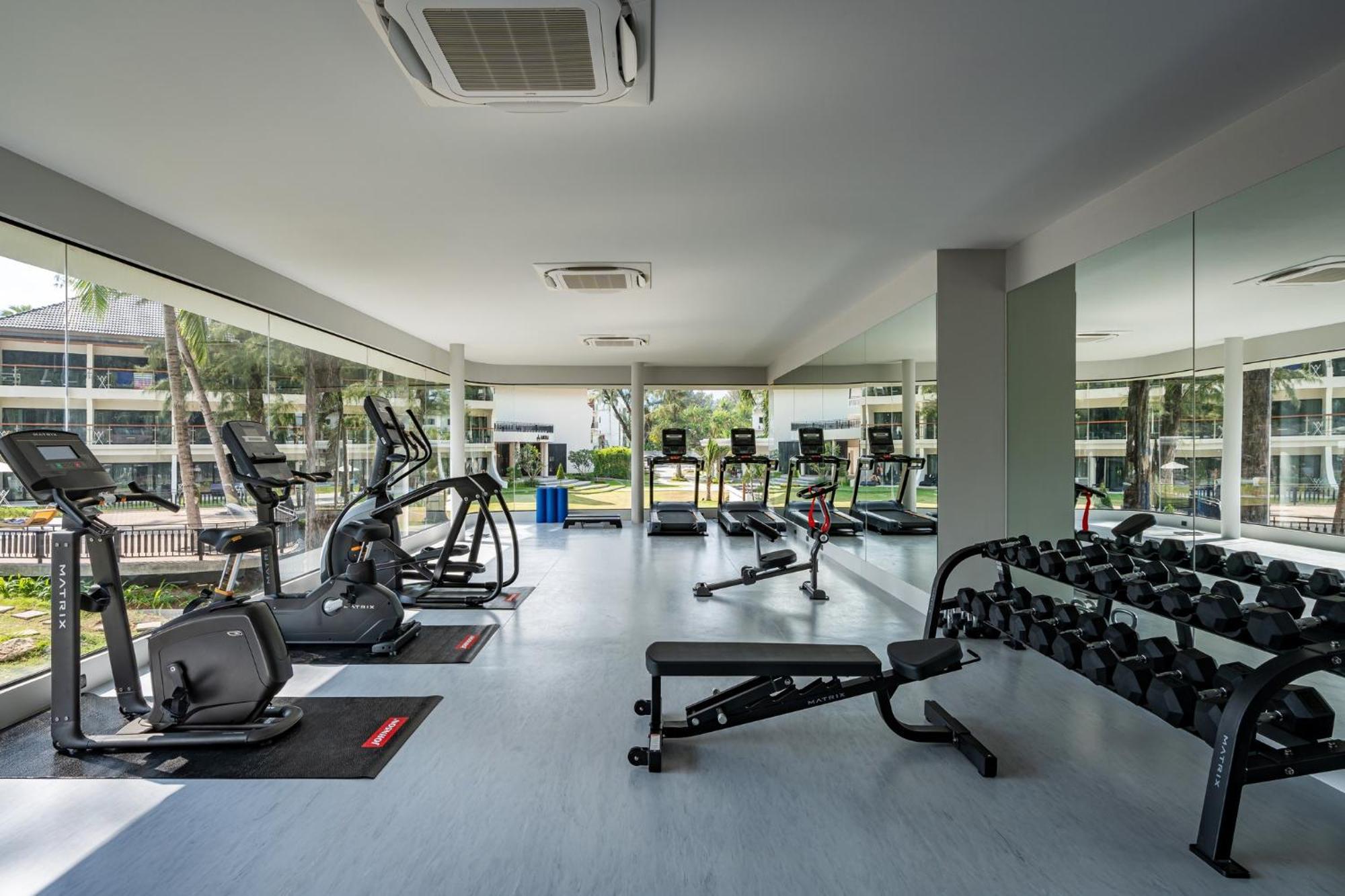 Amora Beach Resort Phuket Bangtau-part Kültér fotó