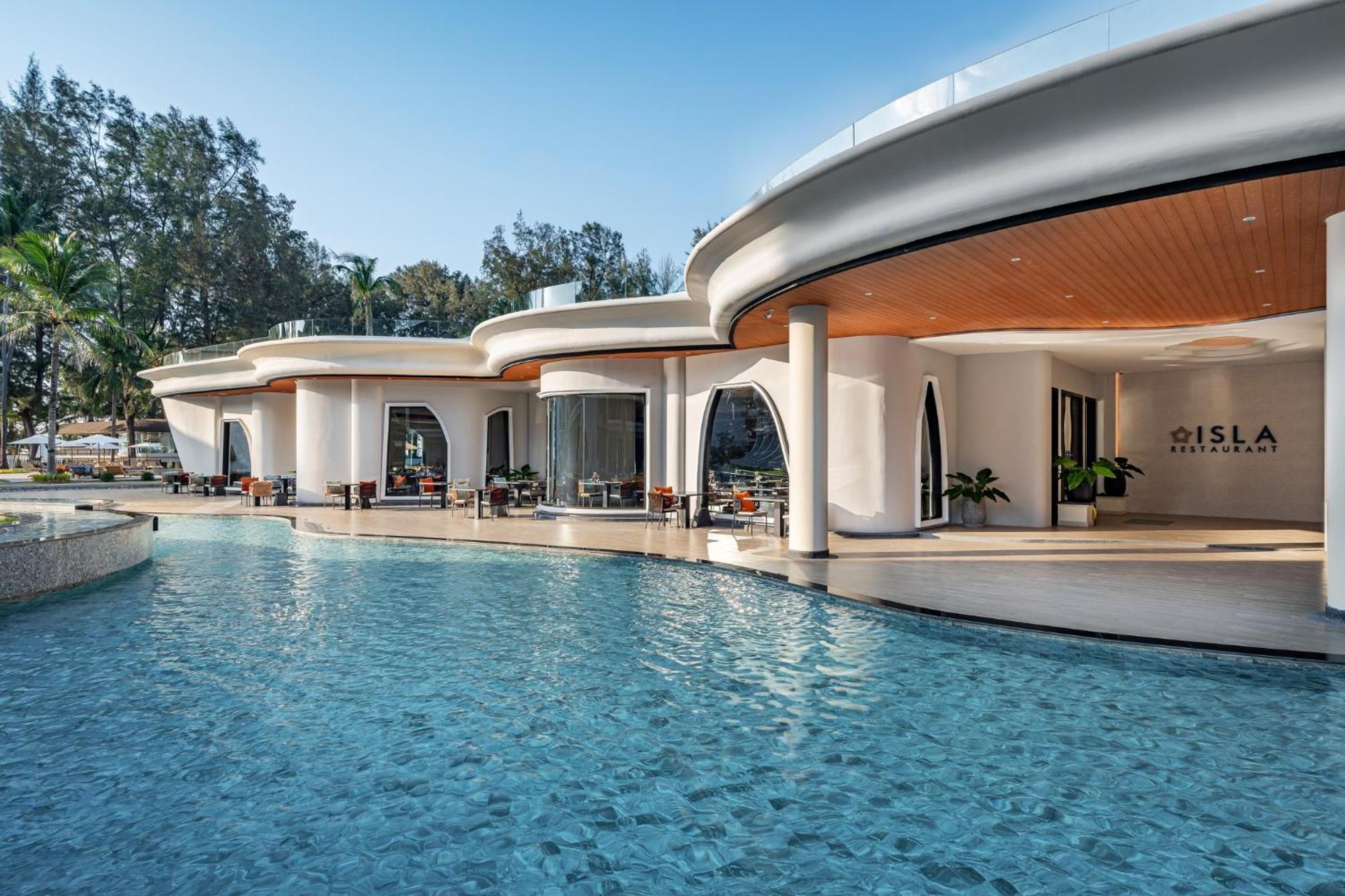 Amora Beach Resort Phuket Bangtau-part Kültér fotó